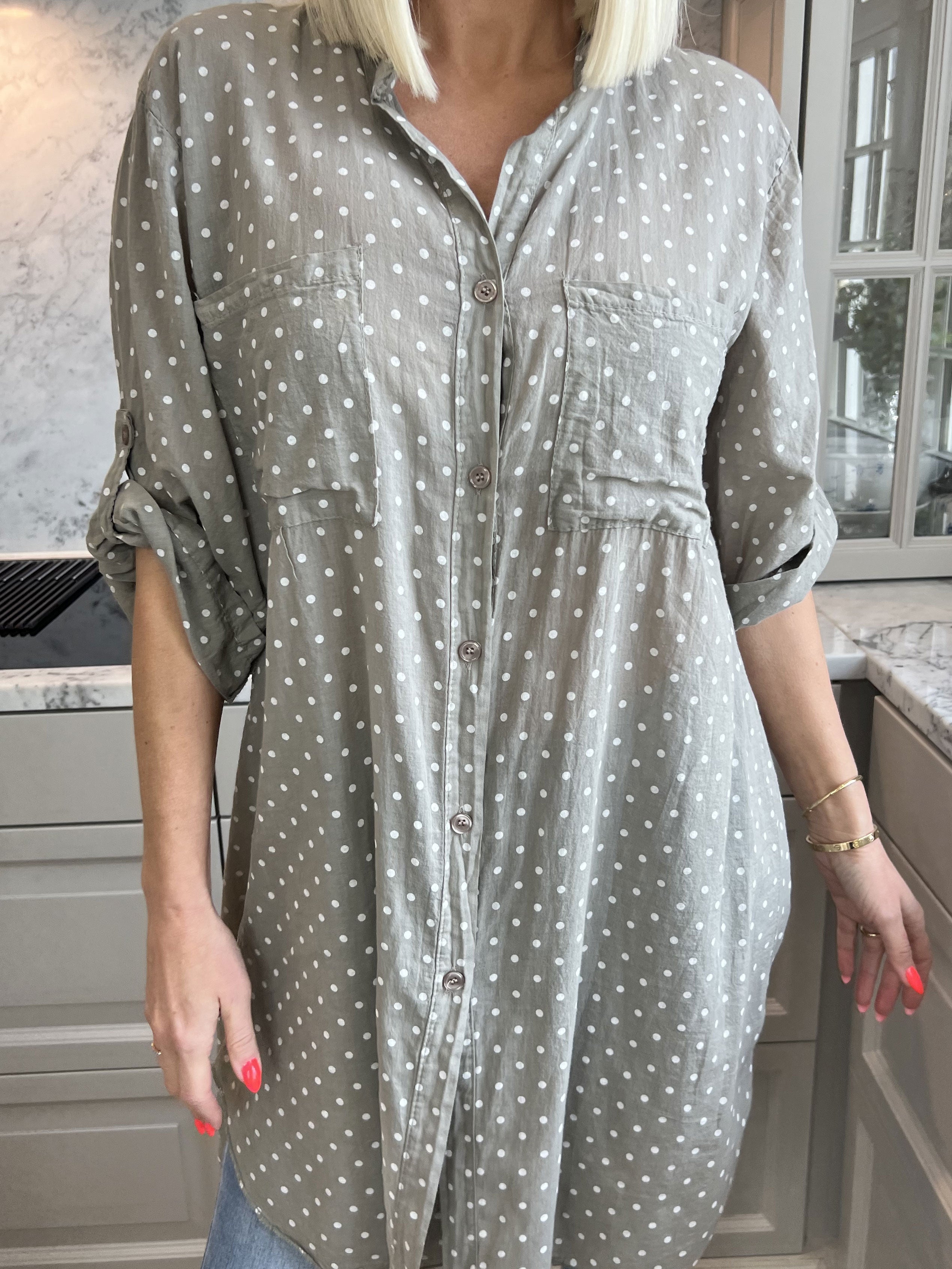 Linda - Skjorta i bomull med små prickar